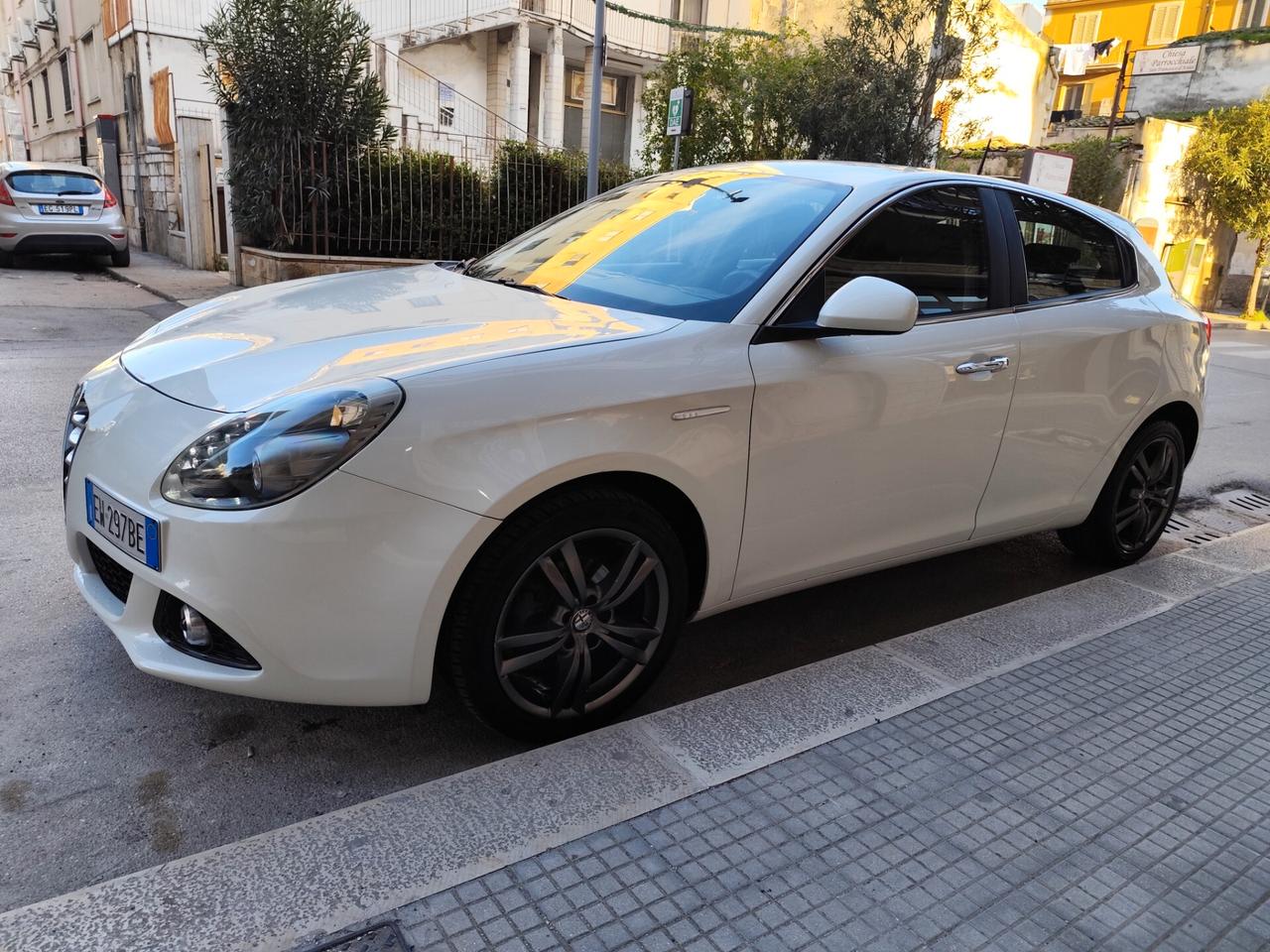 Alfa Romeo Giulietta 1.6 JTDm-2 105CV Distinctive