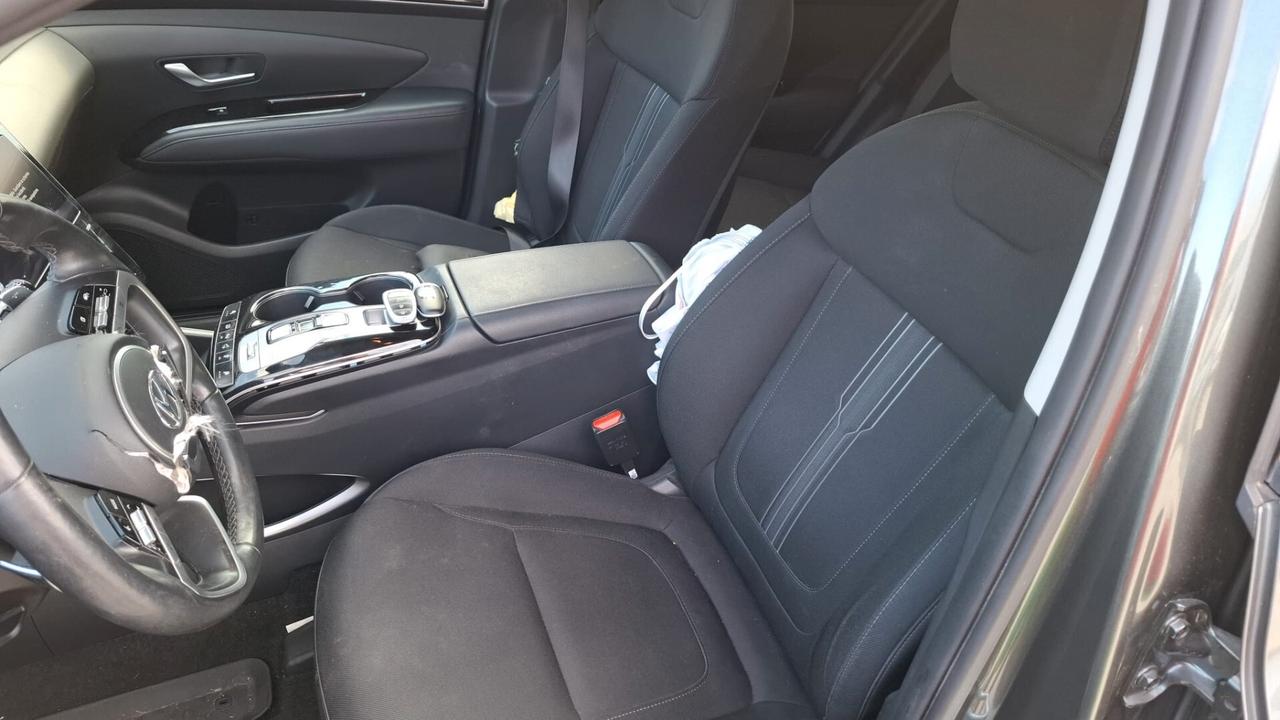 Hyundai Tucson 1.6 HEV Hybrid auto - SINISTRATA