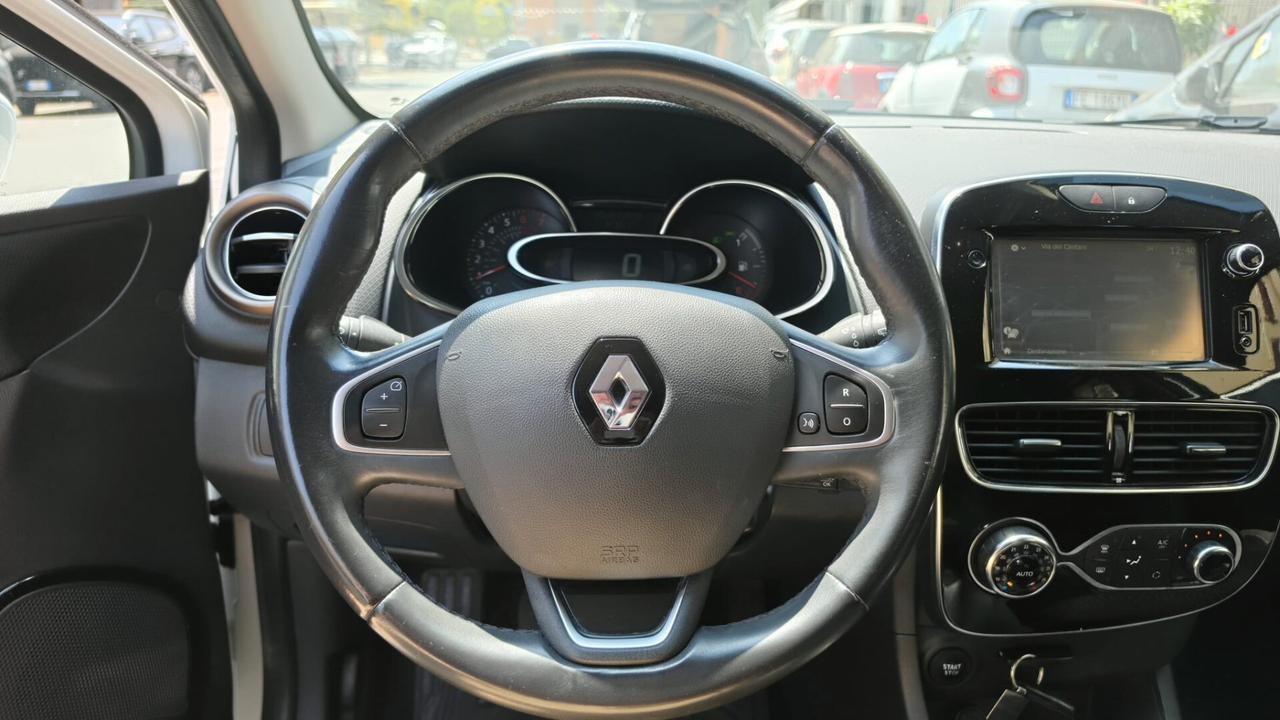 Renault Clio TCe 12V 90CV Start&Stop 5 porte Energy Intens