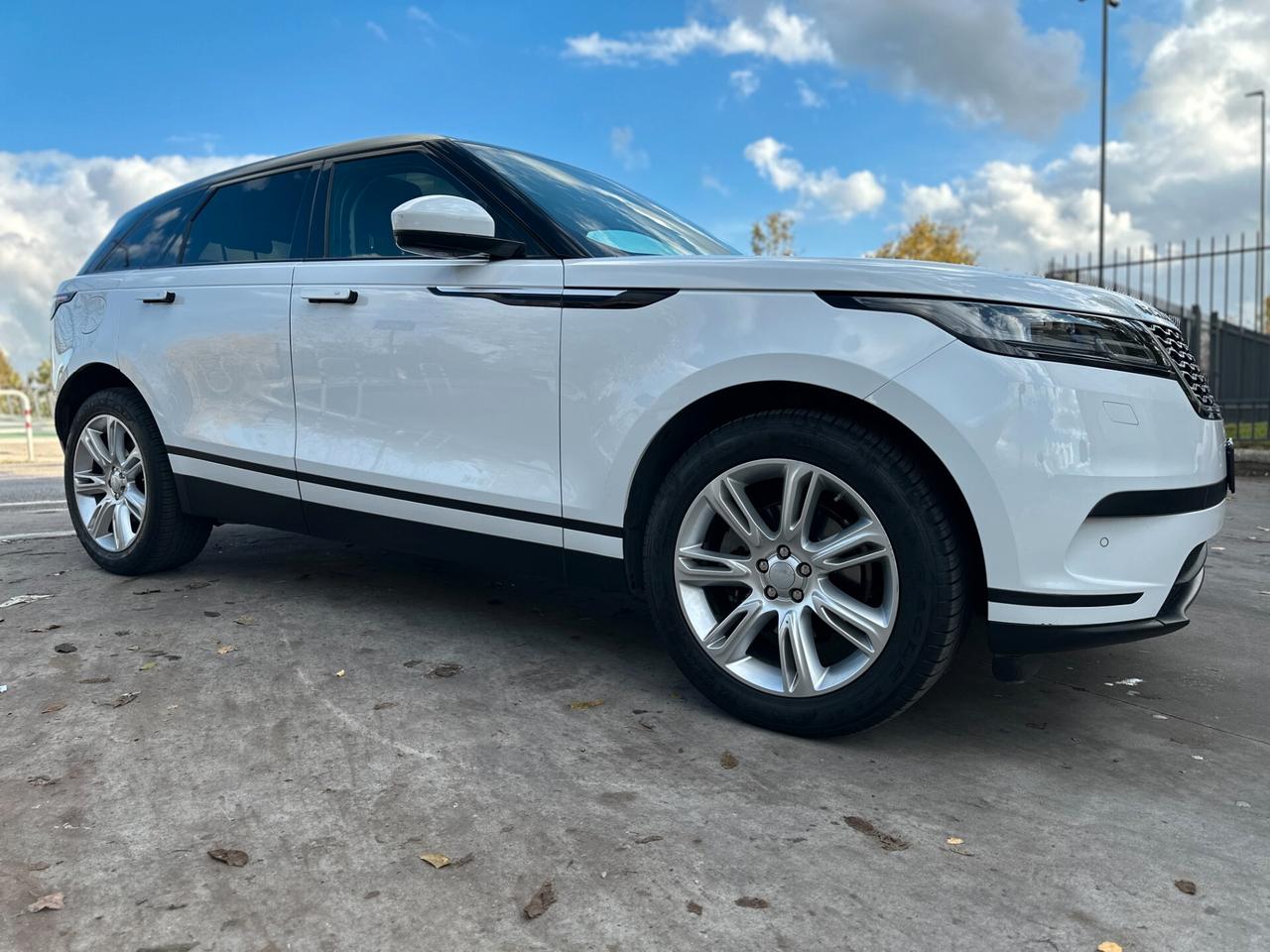 Range Rover Velar 2.0 Si4 BENZINA 250cv Tetto