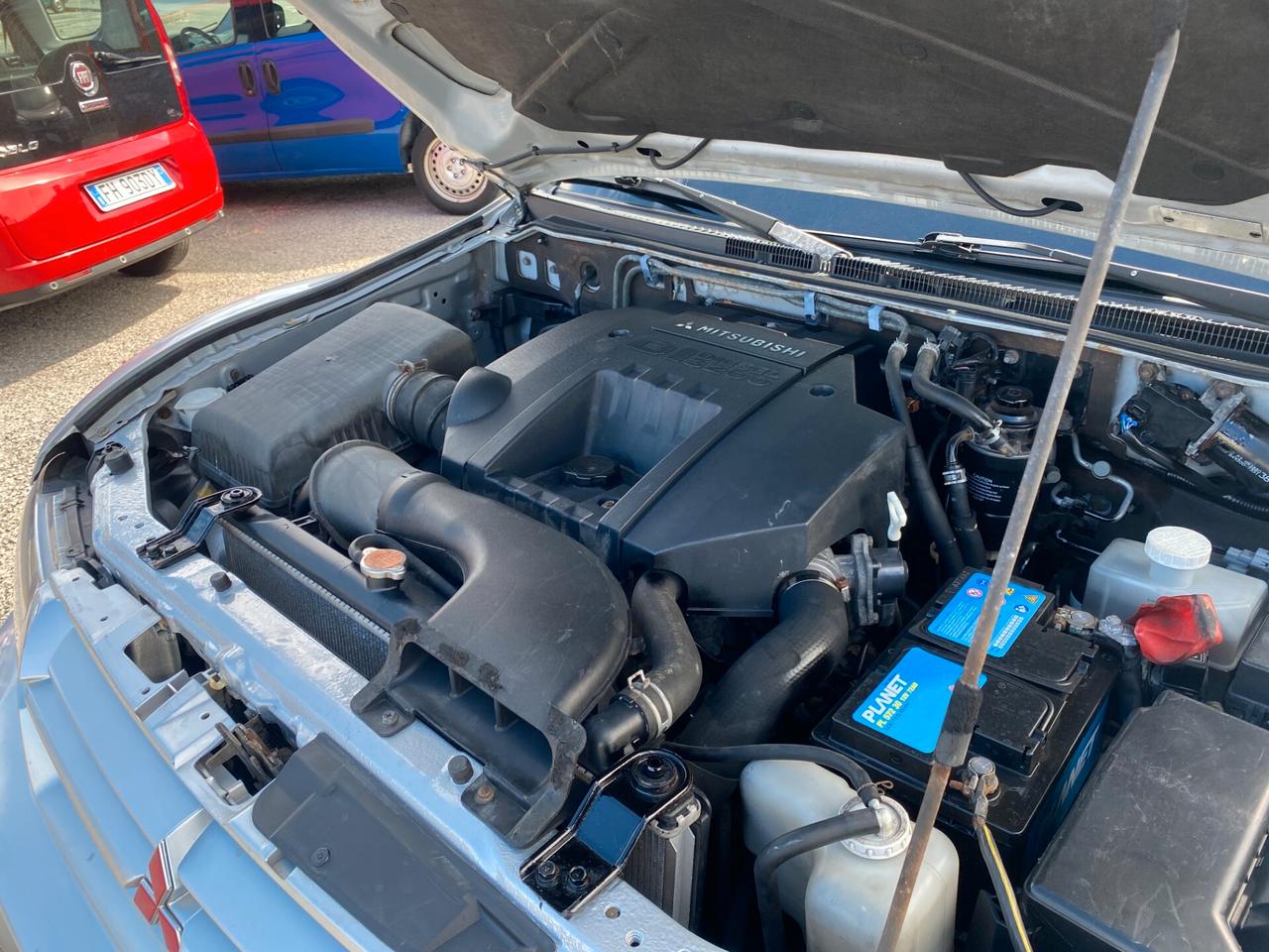 Mitsubishi Pajero 3.2 16V DI-D 3p. GLX