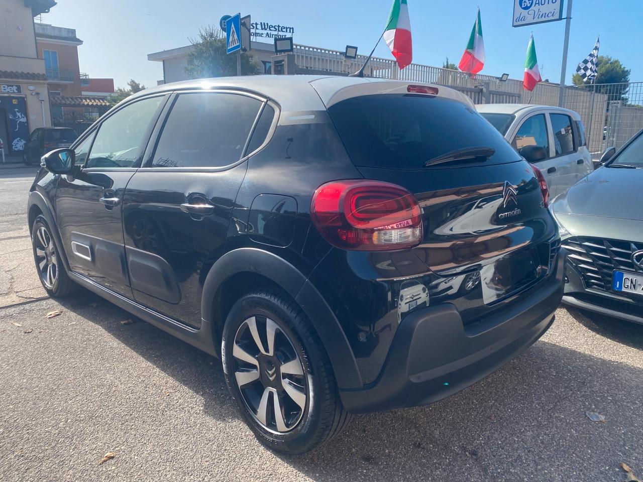 CITROENn C3 1.2 Puretech 110Cv s&s SHINE Pack