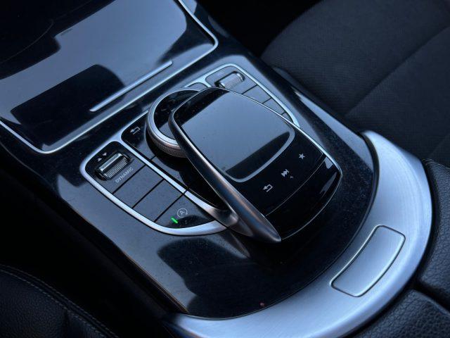 MERCEDES-BENZ C 220 d S.W. Auto Premium AMG