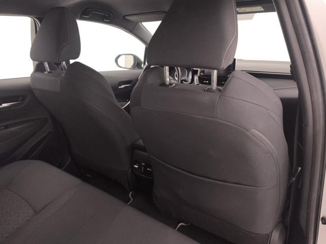TOYOTA Corolla 1.8h Business cvt