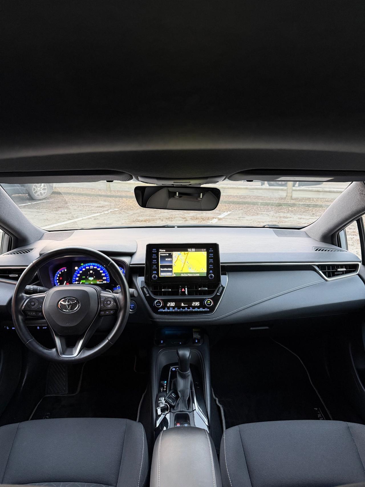 Toyota Corolla Touring 2.0 Hybrid