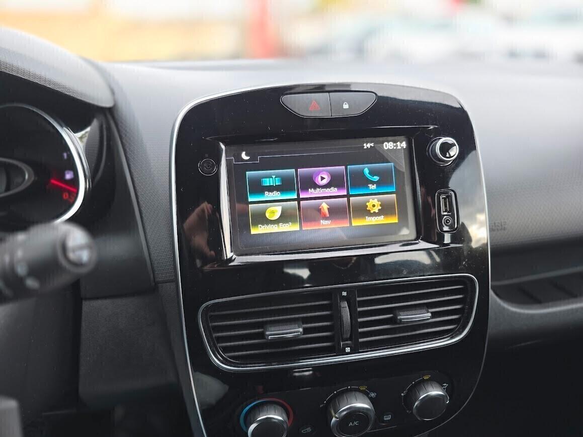 Renault Clio TCe 12V 75 CV 5 porte Moschino Life