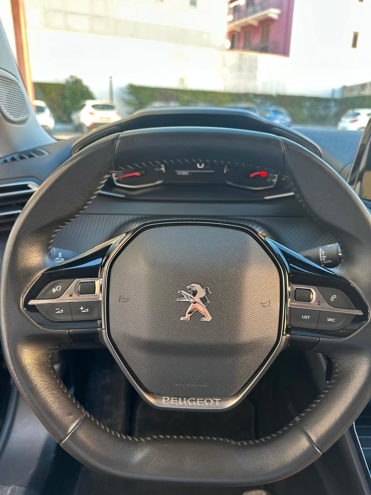 Peugeot 2008 PureTech 100 S&S Active