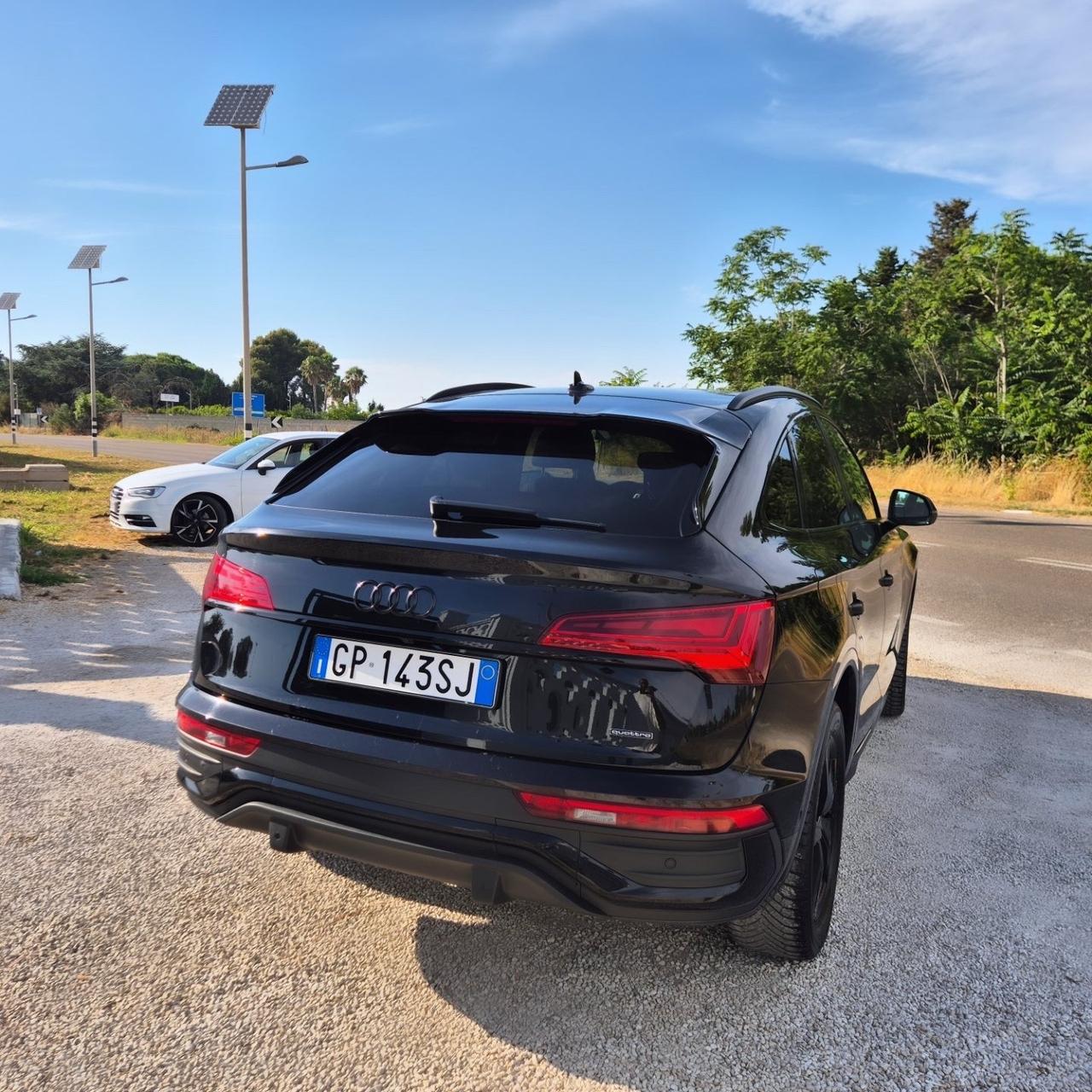 Audi Q5 40 TDI 204 CV quattro S tronic Identity Black
