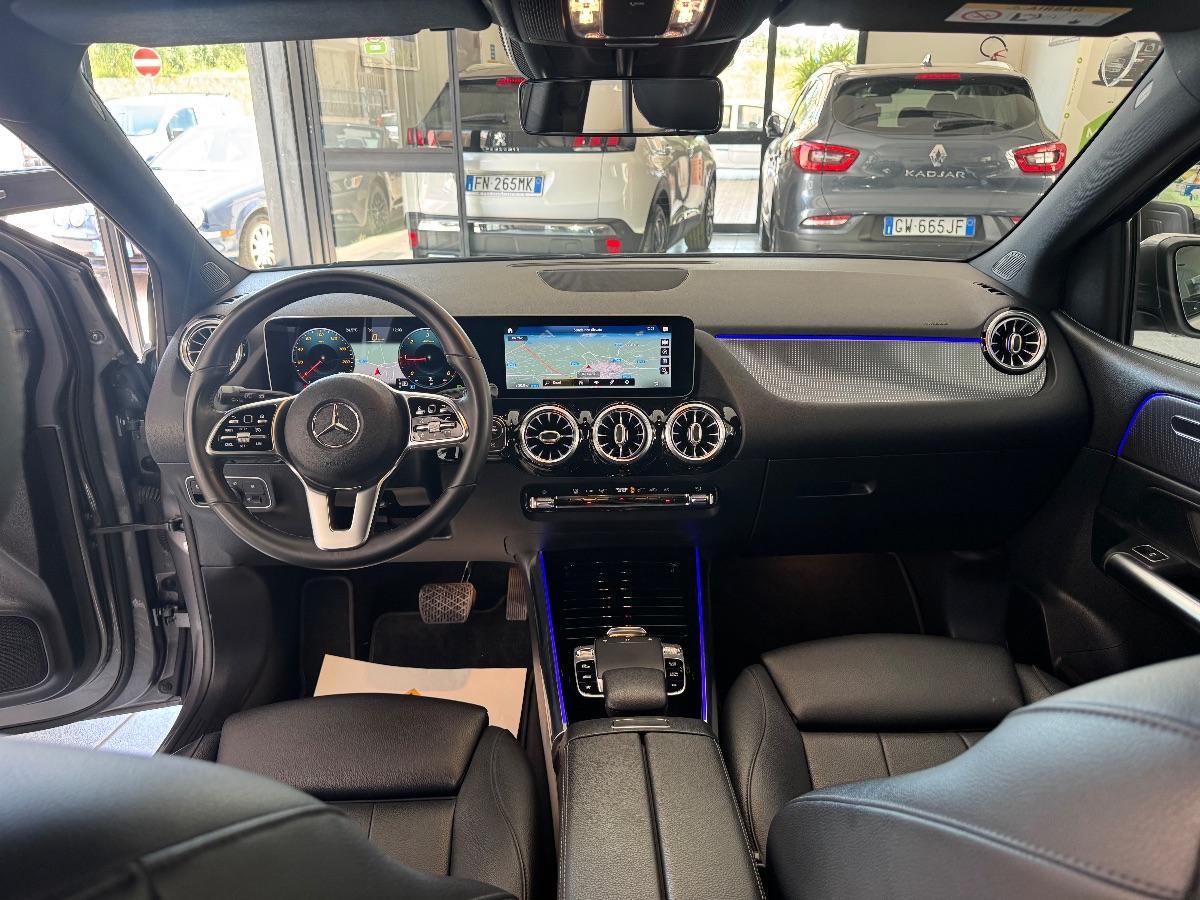 MERCEDES B180 d Automatic Sport BURMESTER/ LUCI AMBIENT/ PELLE/ LED