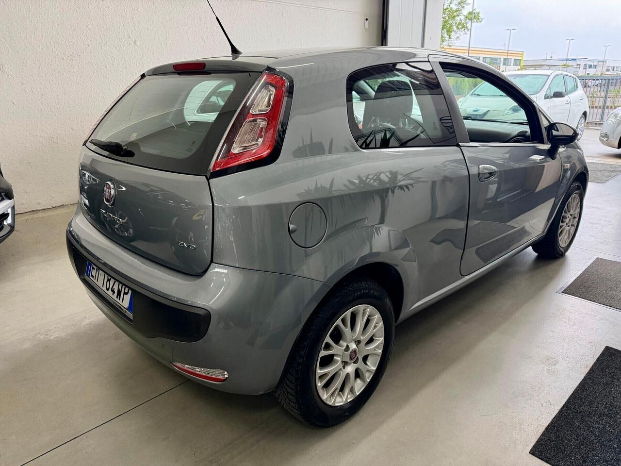 FIAT PUNTO 1.4 BENZINA NEOPATENTE - UNIPRO