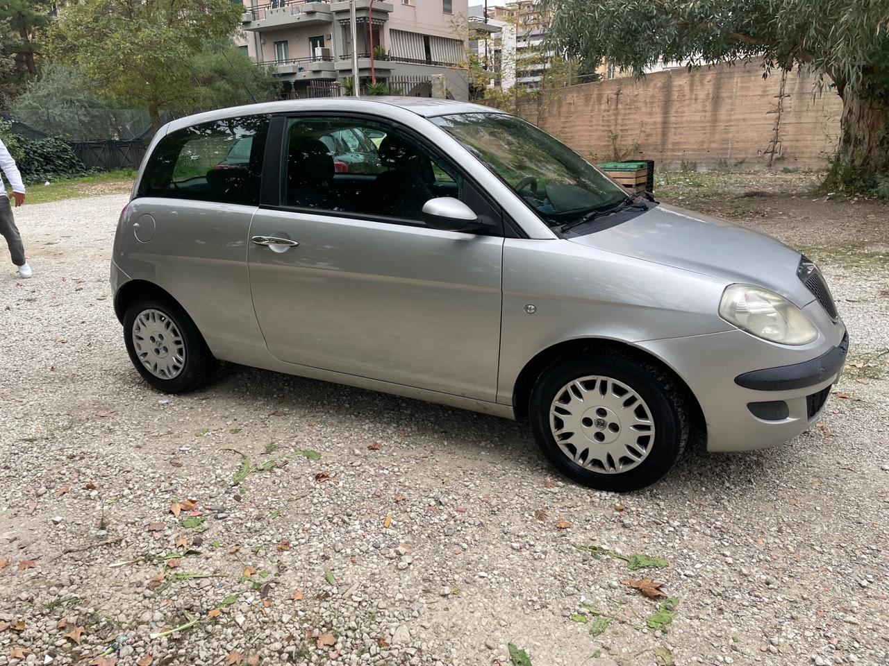 Lancia Ypsilon 1.3 Multijet 16V Platino