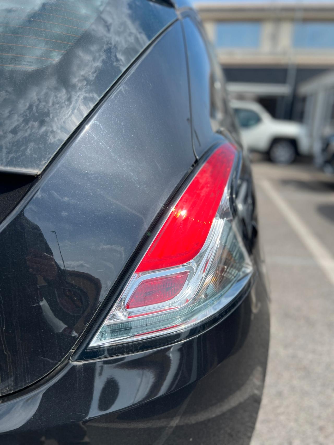 Lancia Ypsilon 1.0 FireFly 5 porte S&S Hybrid Ecochic Silver