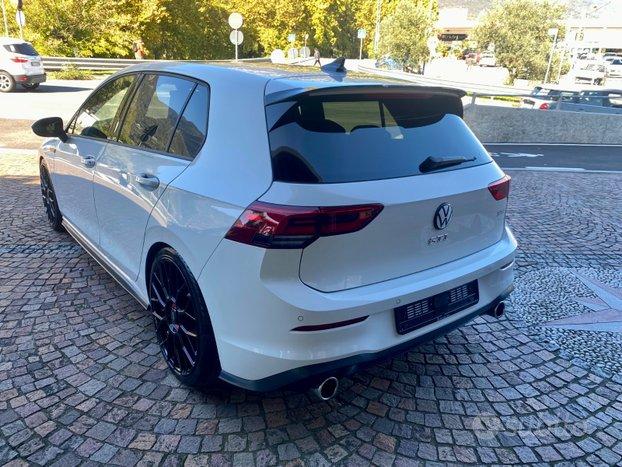 Volkswagen Golf 8 GTI DSG 245CV 19"