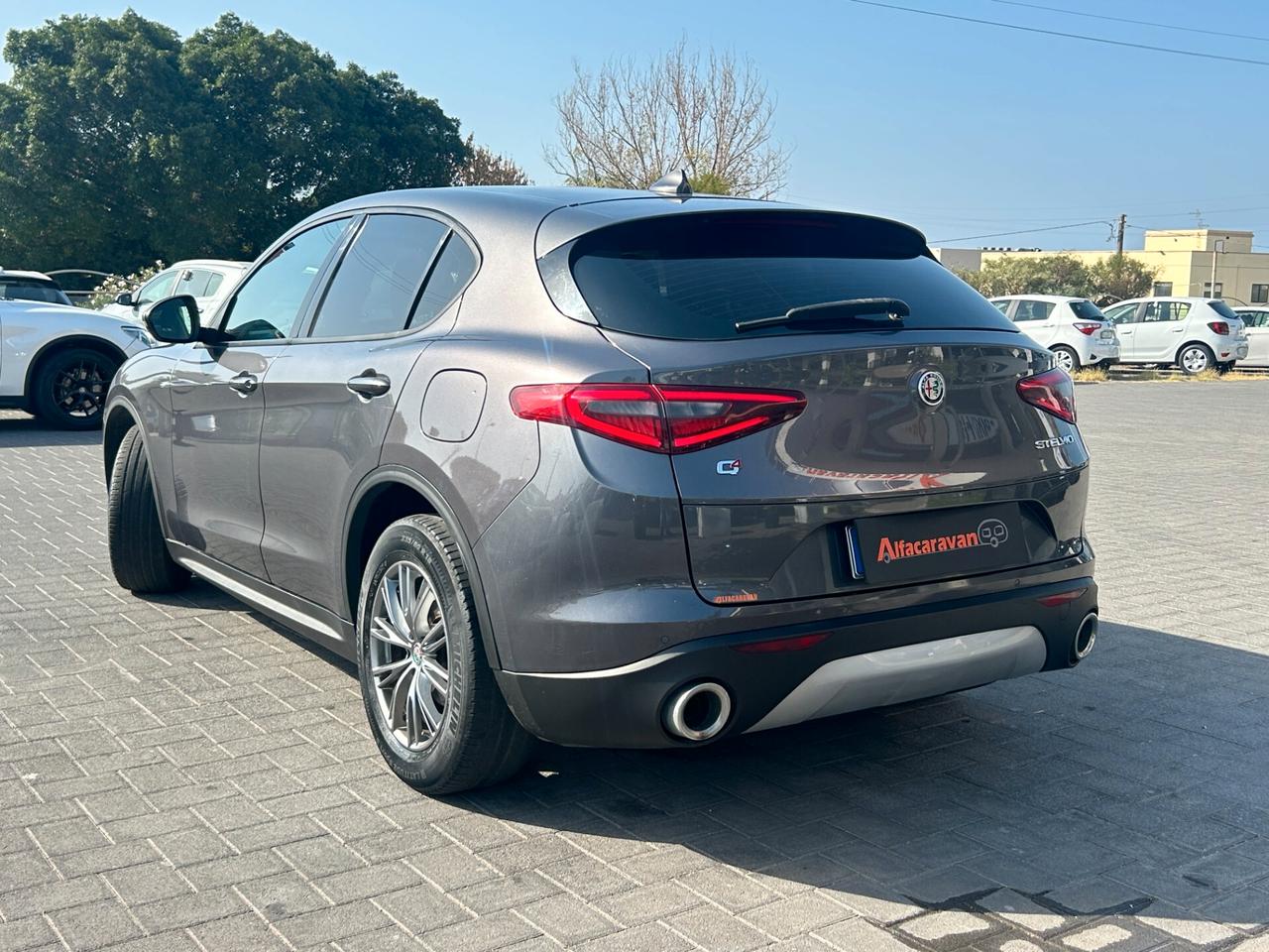 Alfa Romeo Stelvio 2.2 t Business Q4 210cv auto
