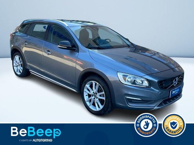 Volvo V60 Cross Country 2.4 D4 MOMENTUM AWD GEARTRONIC