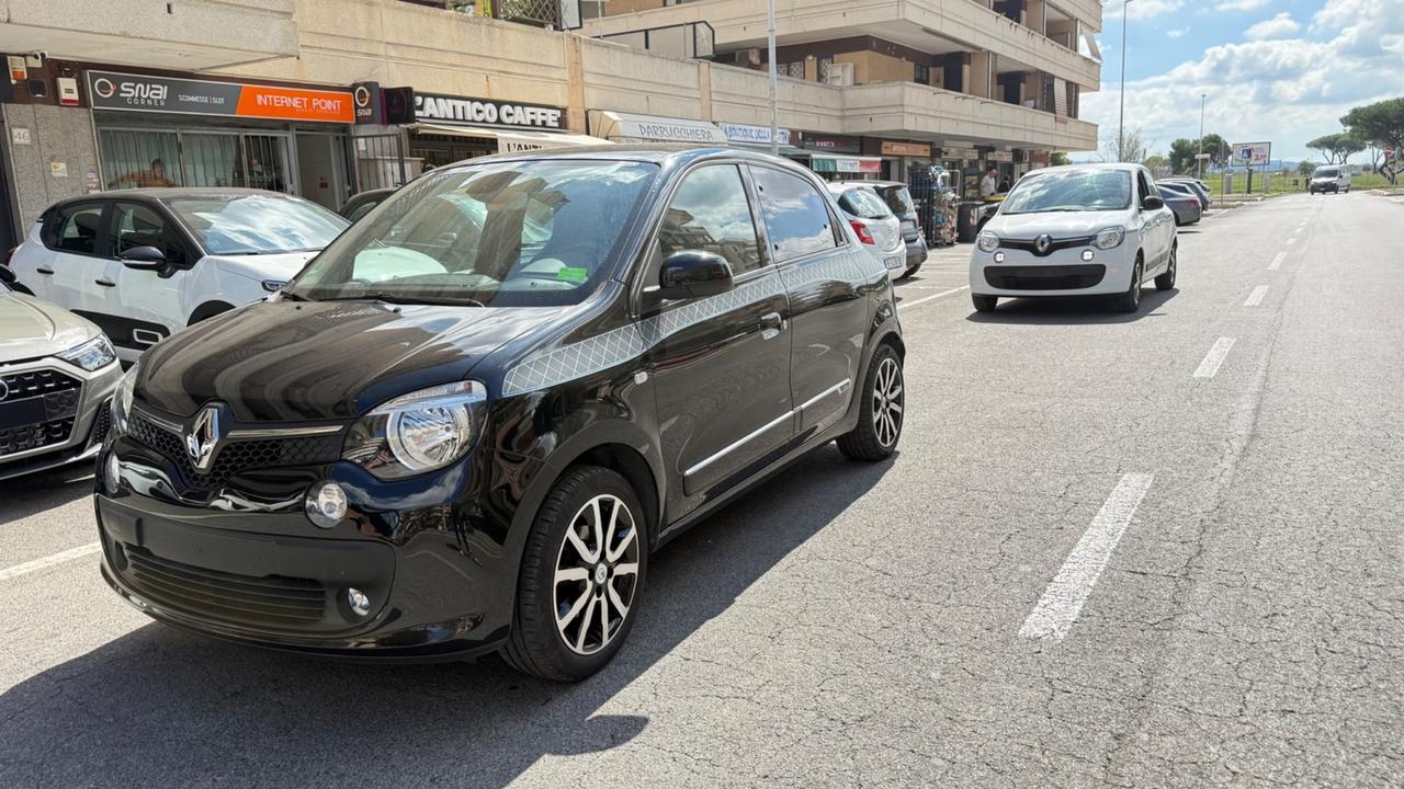 Renault Twingo SCe Stop&Start La Parisienne LED PELLE CERCHI 16 PDC BLUETOOTH
