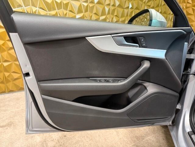 Audi A4 Avant 2.0 TDI 122 CV S tronic Business