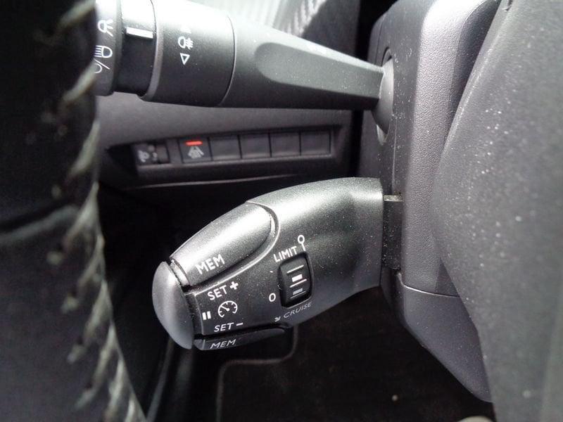 Peugeot 2008 2008 1.2 puretech Allure Pack s&s 130cv