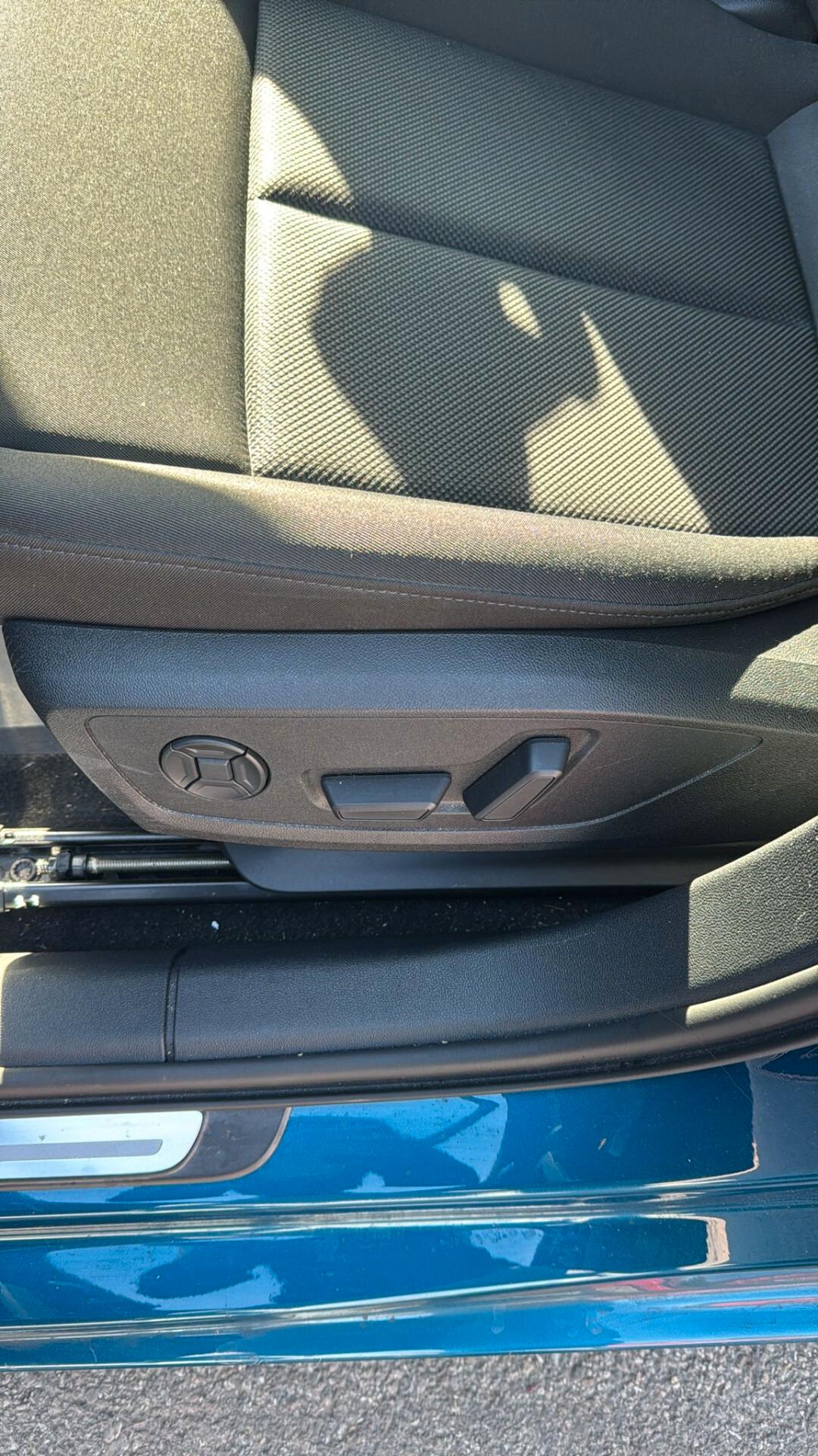 Audi A3 SPB 35 TFSI S tronic line edition tetto panoramico