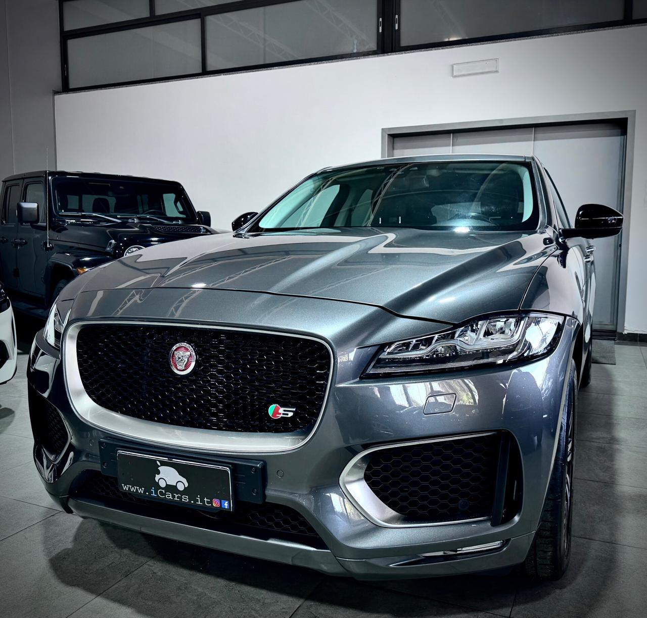 Jaguar F-Pace 3.0d V6 300CV AWD R-Sport