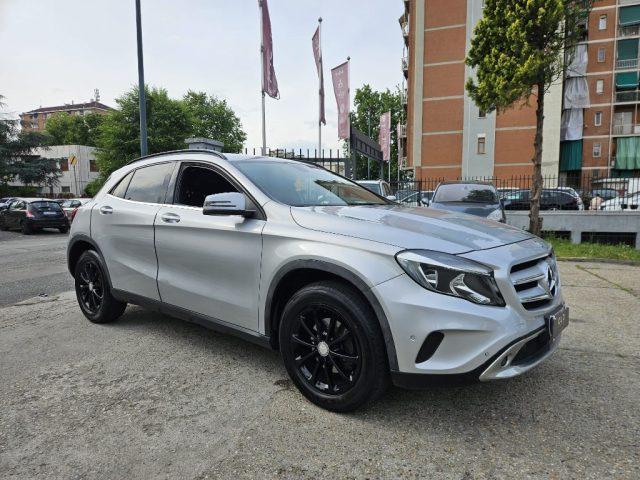 MERCEDES-BENZ GLA 200 CDI Automatic