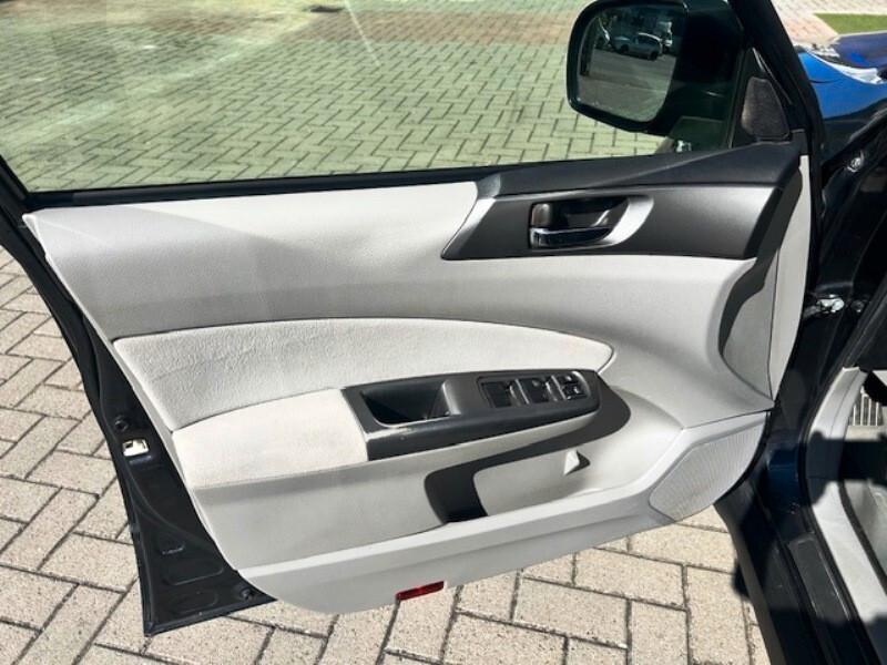 Subaru Forester 2.0XS Bi-Fuel Exclusive - MOTORE NUOVO - SERBATOIO GPL NUOVO -