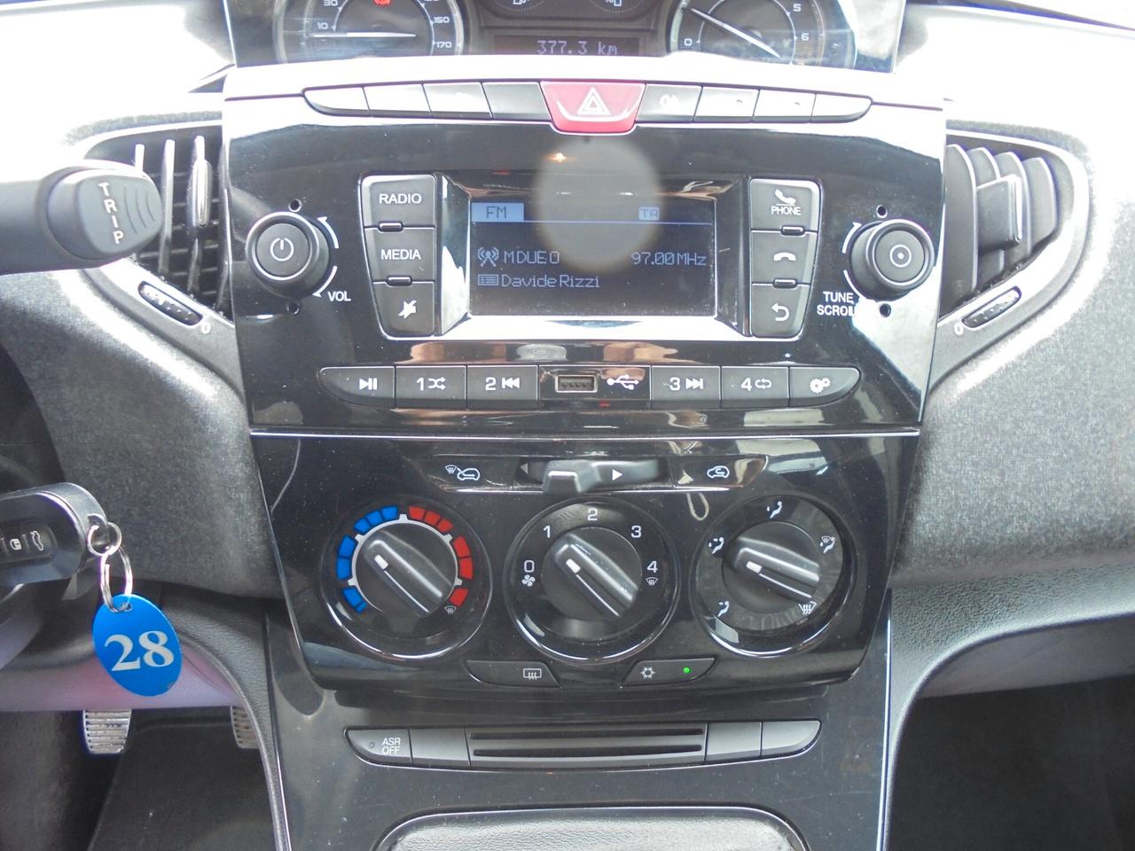 Lancia Ypsilon 1.0 FireFly 5 porte S&S Hybrid Silver