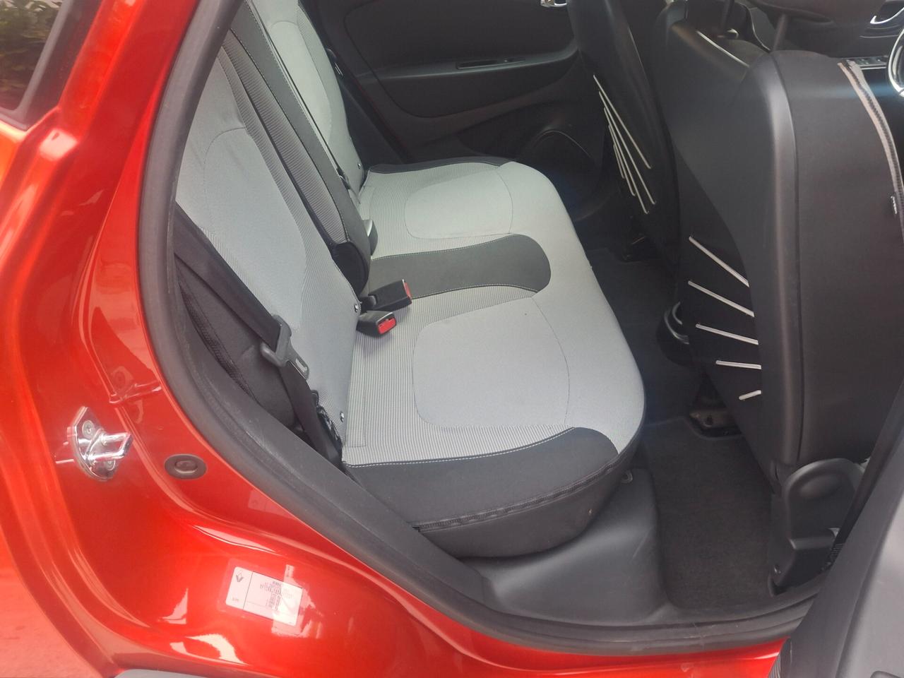 Renault Captur dCi 8V 90 CV Start&Stop Energy b.color