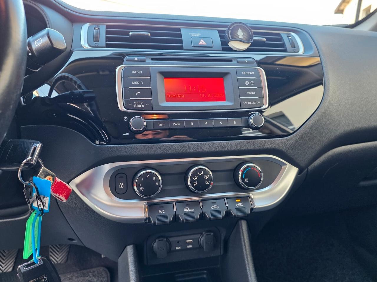 Kia Rio 1.1 CRDi 5p. Cool unico proprietario