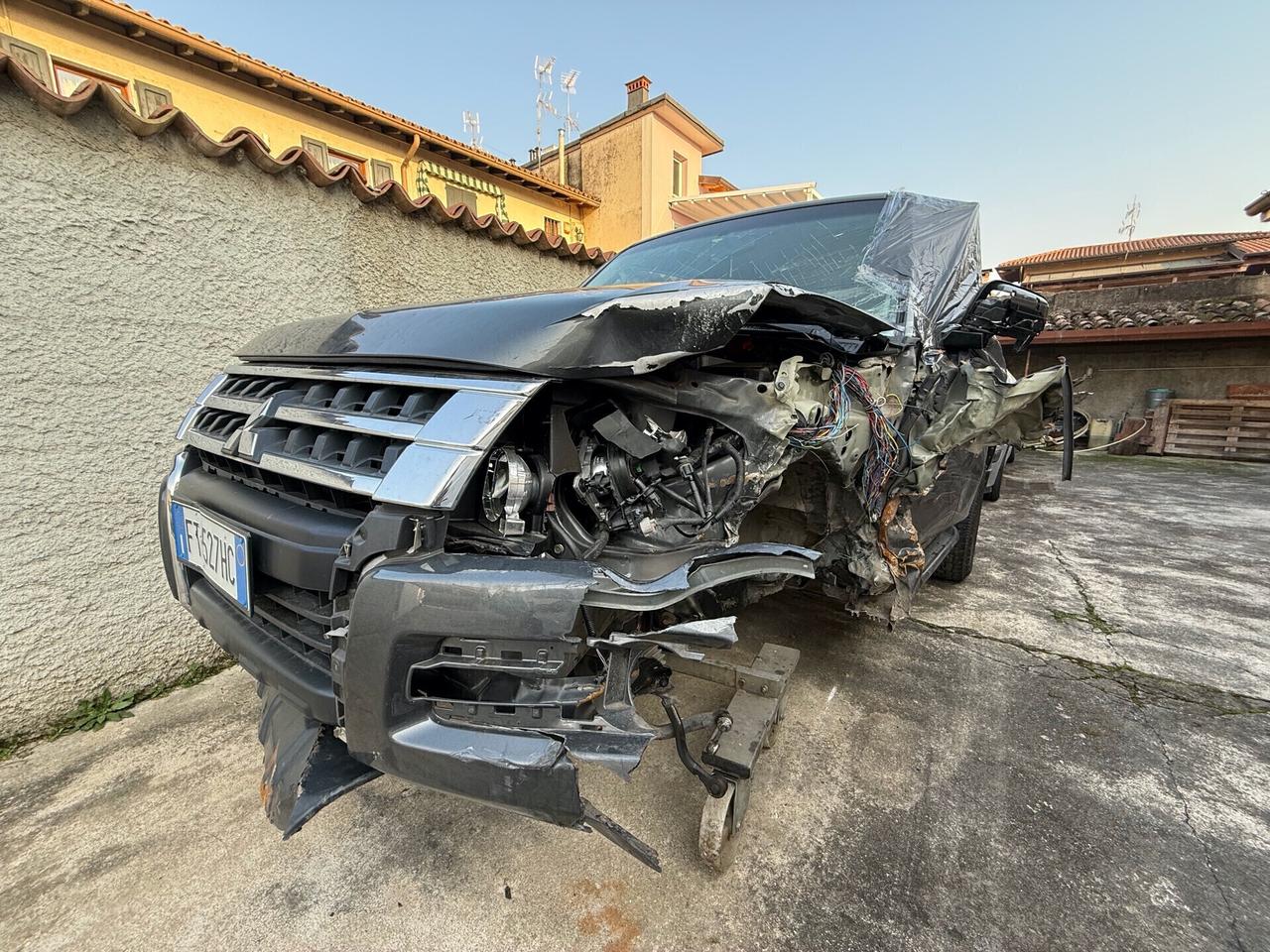 Mitsubishi Pajero 3.2 INCIDENTATO ANNO 2018