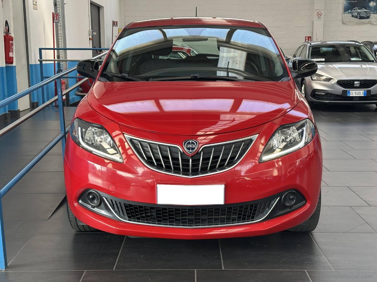 LANCIA Ypsilon 1.0 FireFly 5p.S&S Hybrid Silver OK PER NEOPATENTATI
