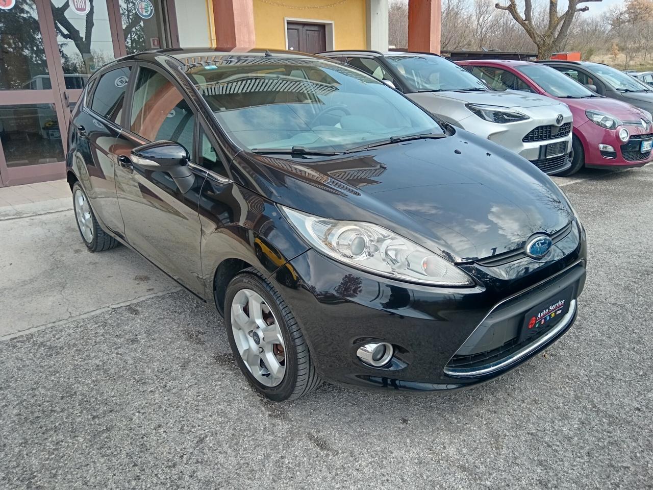 Ford Fiesta 1.4 TDCI 68CV TITANIUM NUOVISSIMA