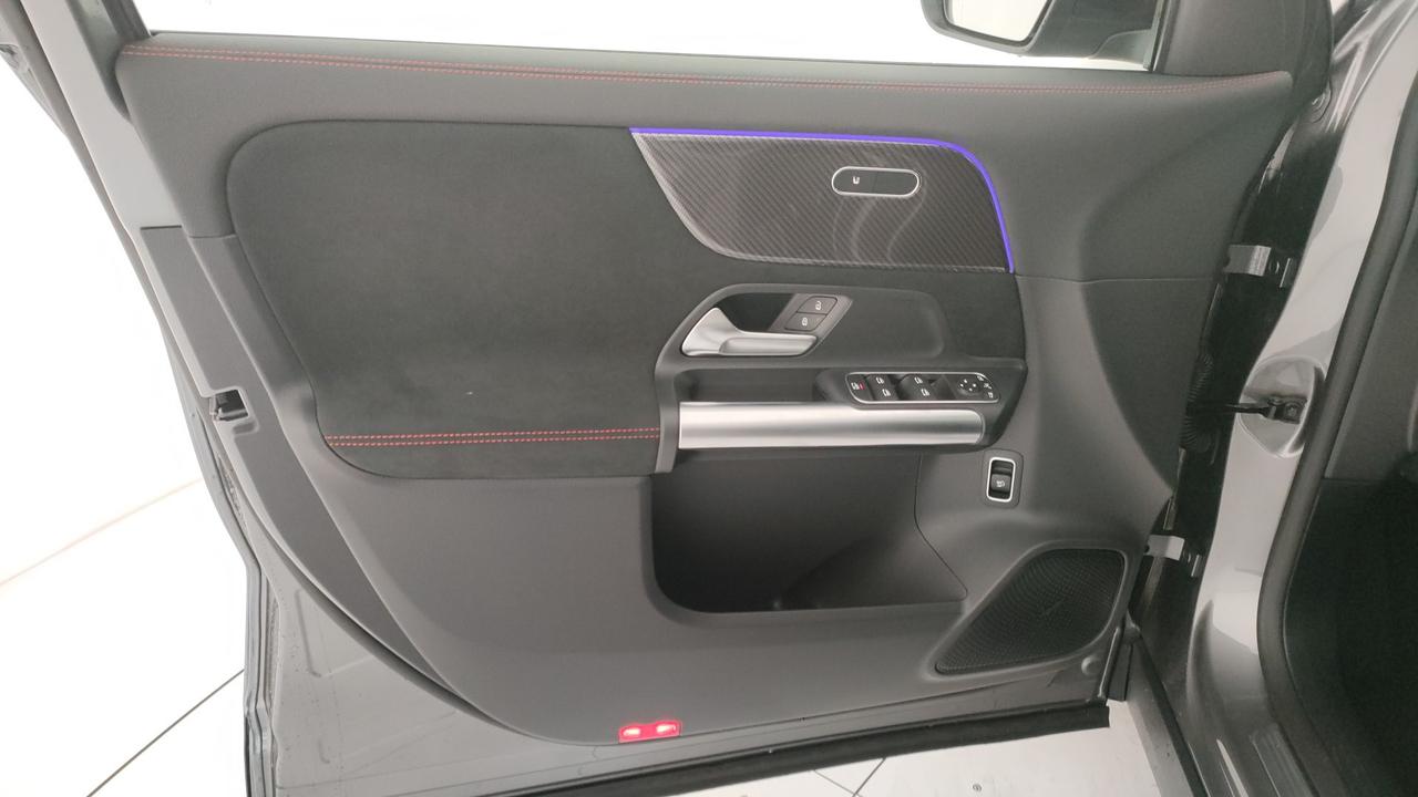 Mercedes-Benz GLA 200 d automatic