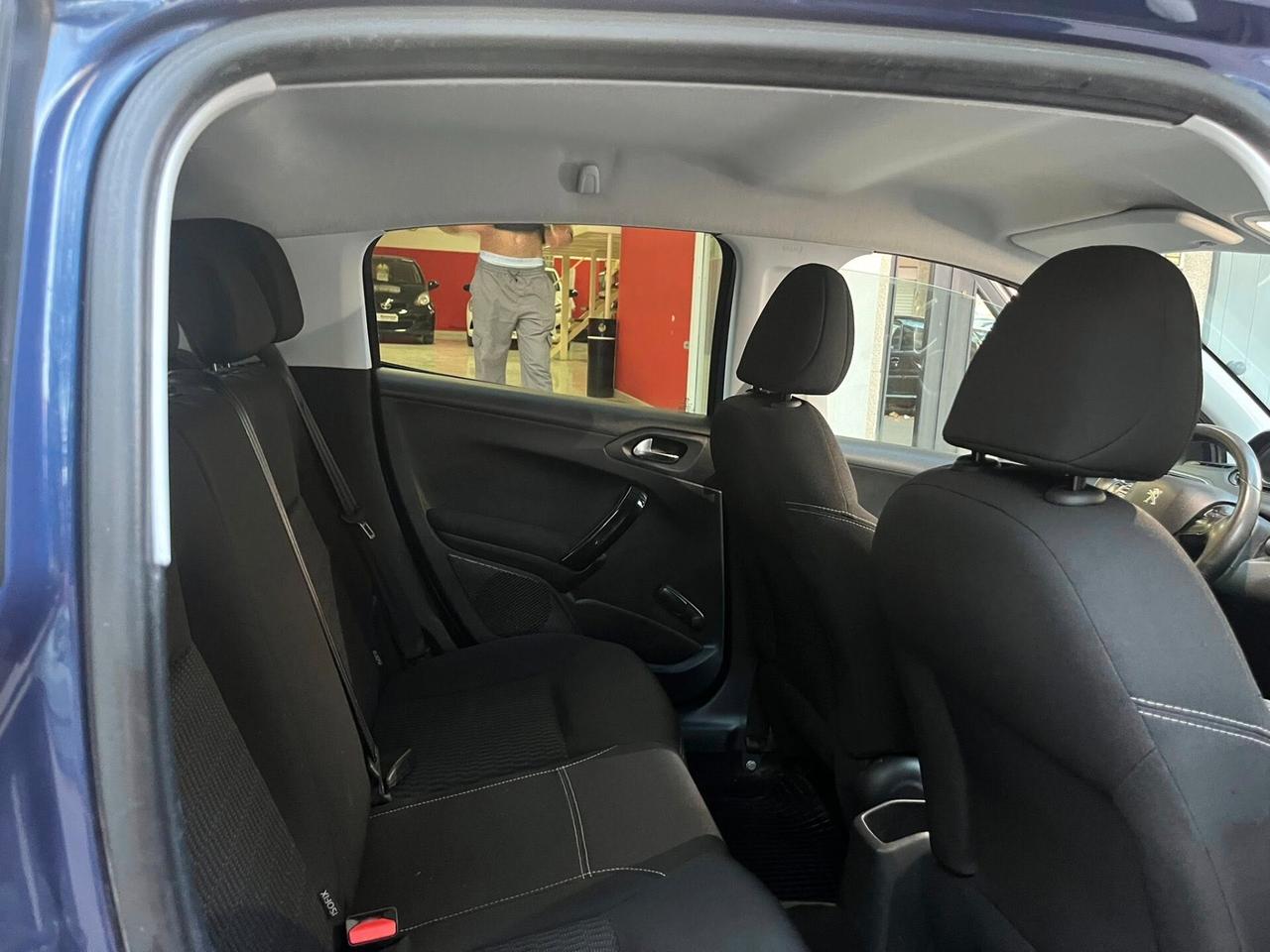 Peugeot 208 BlueHDi 75 5 porte Allure