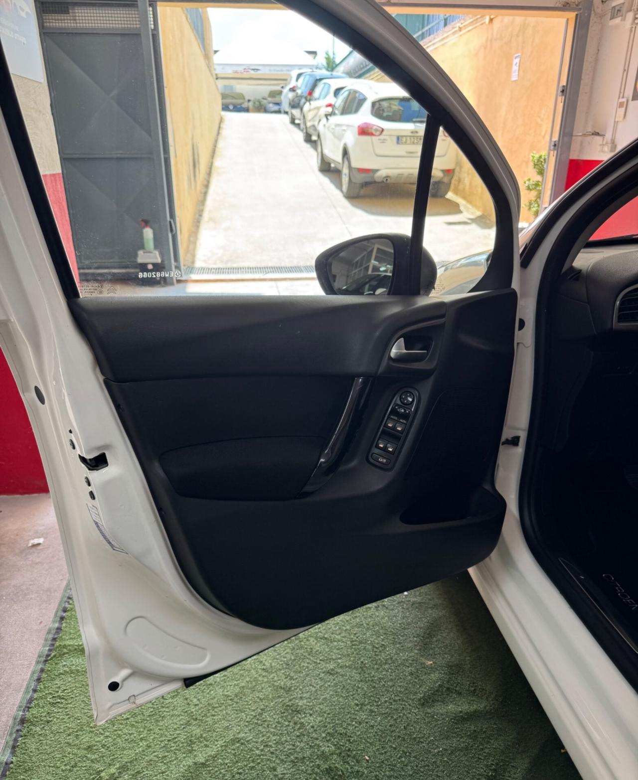 Citroen C3 1.4 HDi 70 Exclusive2015,CAMBIO AUTOMATICO