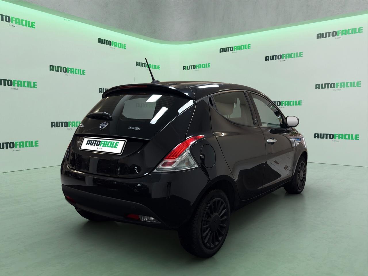 Lancia Ypsilon 1.0 Hybrid Ecochic 69CV - PRONTA CONSEGNA