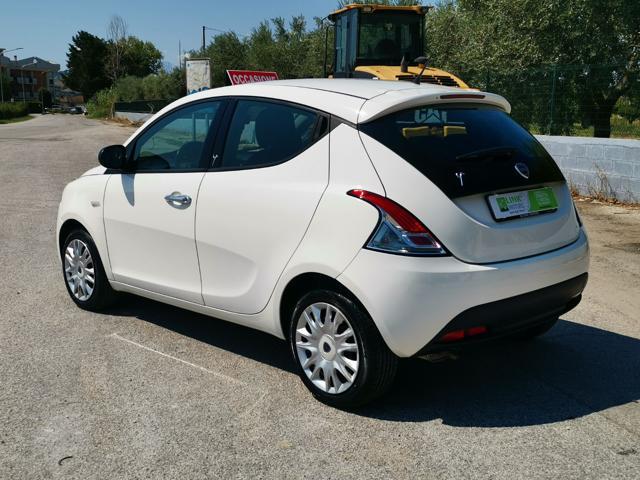 LANCIA Ypsilon 1.2 69 CV 5 porte S&S Gold - OK NEO PATENTATI