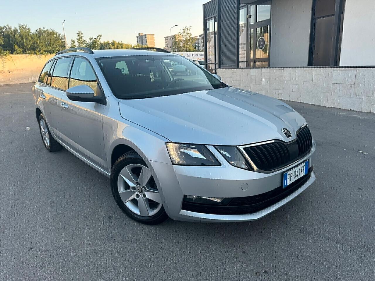 Skoda Octavia 1.6 TDI CR 115 CV DSG Wagon Executive