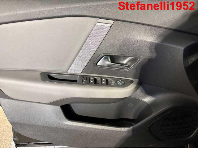 CITROEN C4 Hybrid 145 cv Automatico - COLLECTION