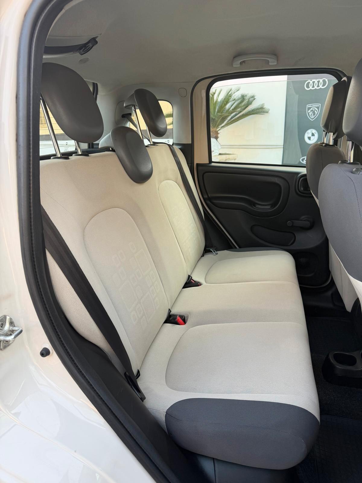 Fiat Panda 0.9 TwinAir Turbo Natural Power Lounge