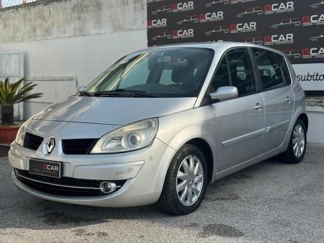 Renault Scenic Grand Scénic 1.5 dCi/105CV PlayStation Portable