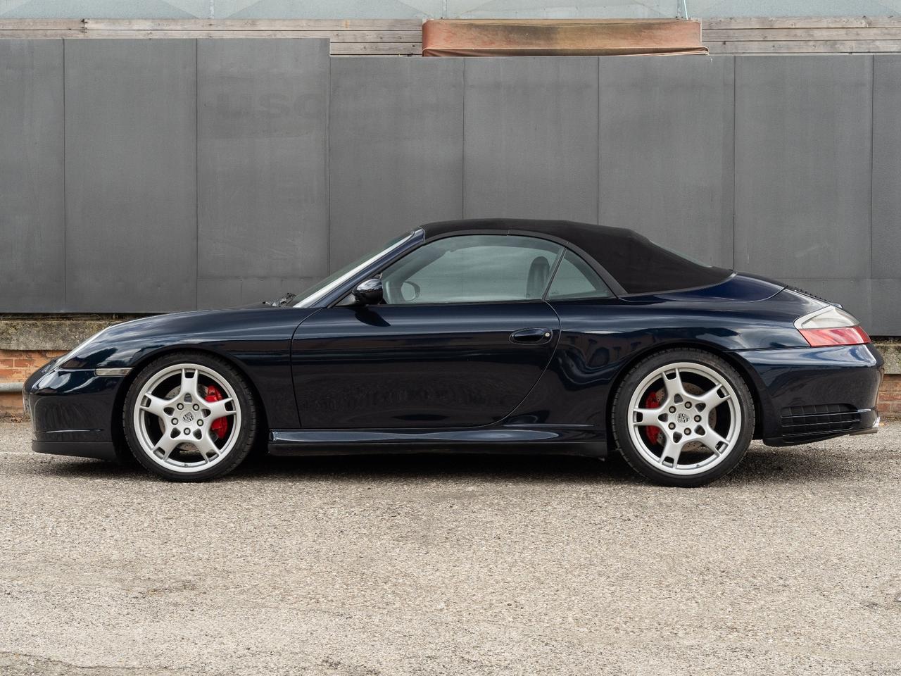 Porsche 911 Carrera 4S Cabriolet