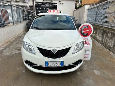 Lancia Ypsilon 1.2 69 CV 5 porte GPL Ecochic Silver
