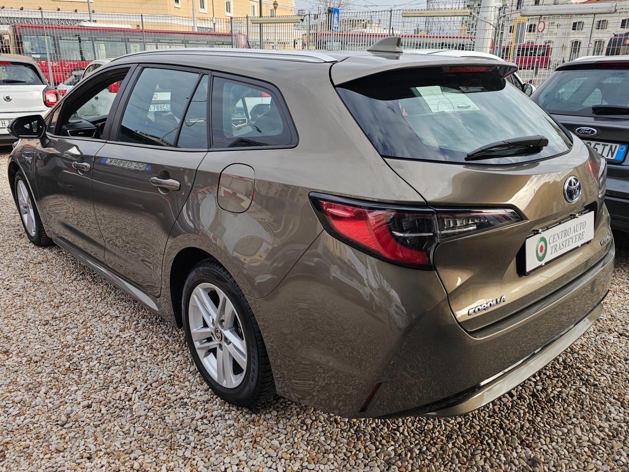 Toyota Corolla Touring Sports 1.8 Hybrid Business