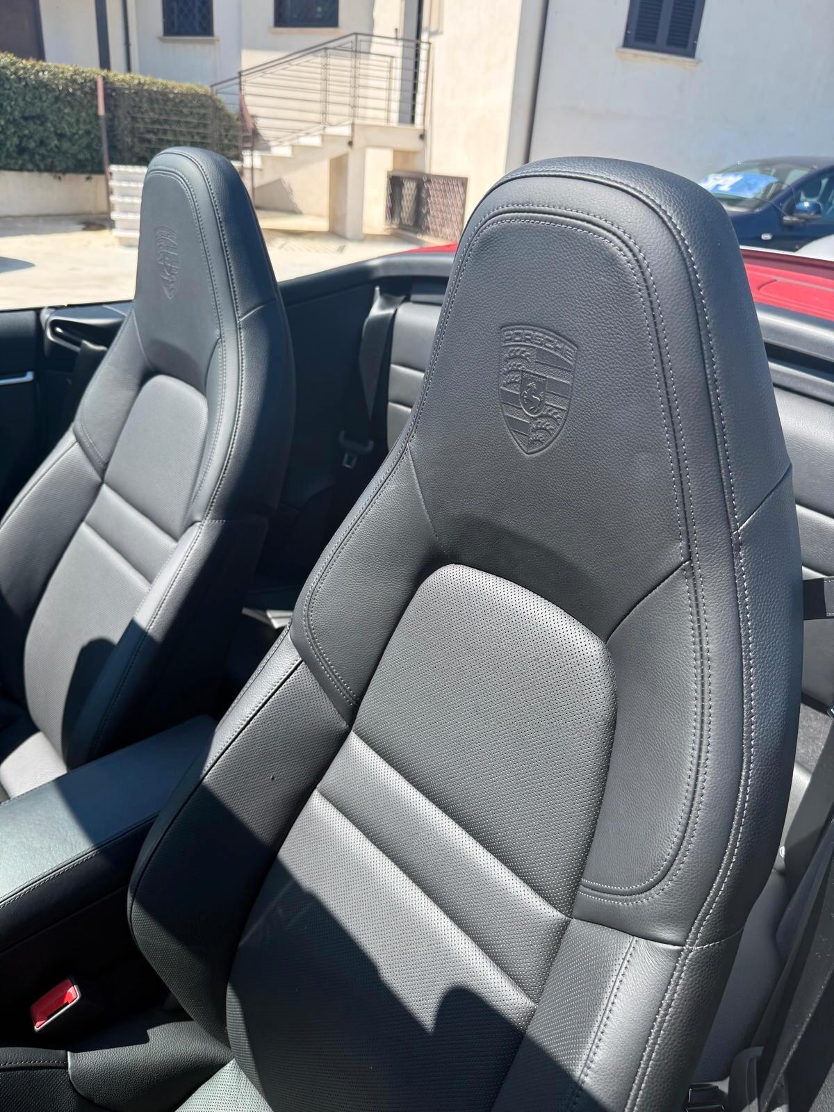 Porsche 911 Carrera 4S