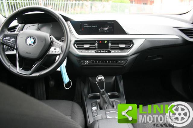 BMW 118 i 5p. Luxury