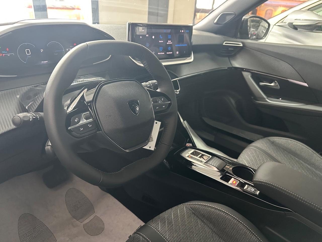 Peugeot 2008 Hybrid 110 e-DCS6 Allure