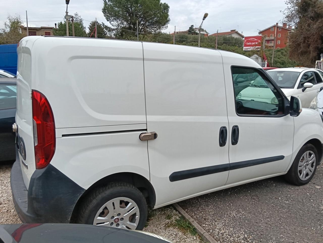 Fiat doblo 3 posti 1.6 mtj €10000