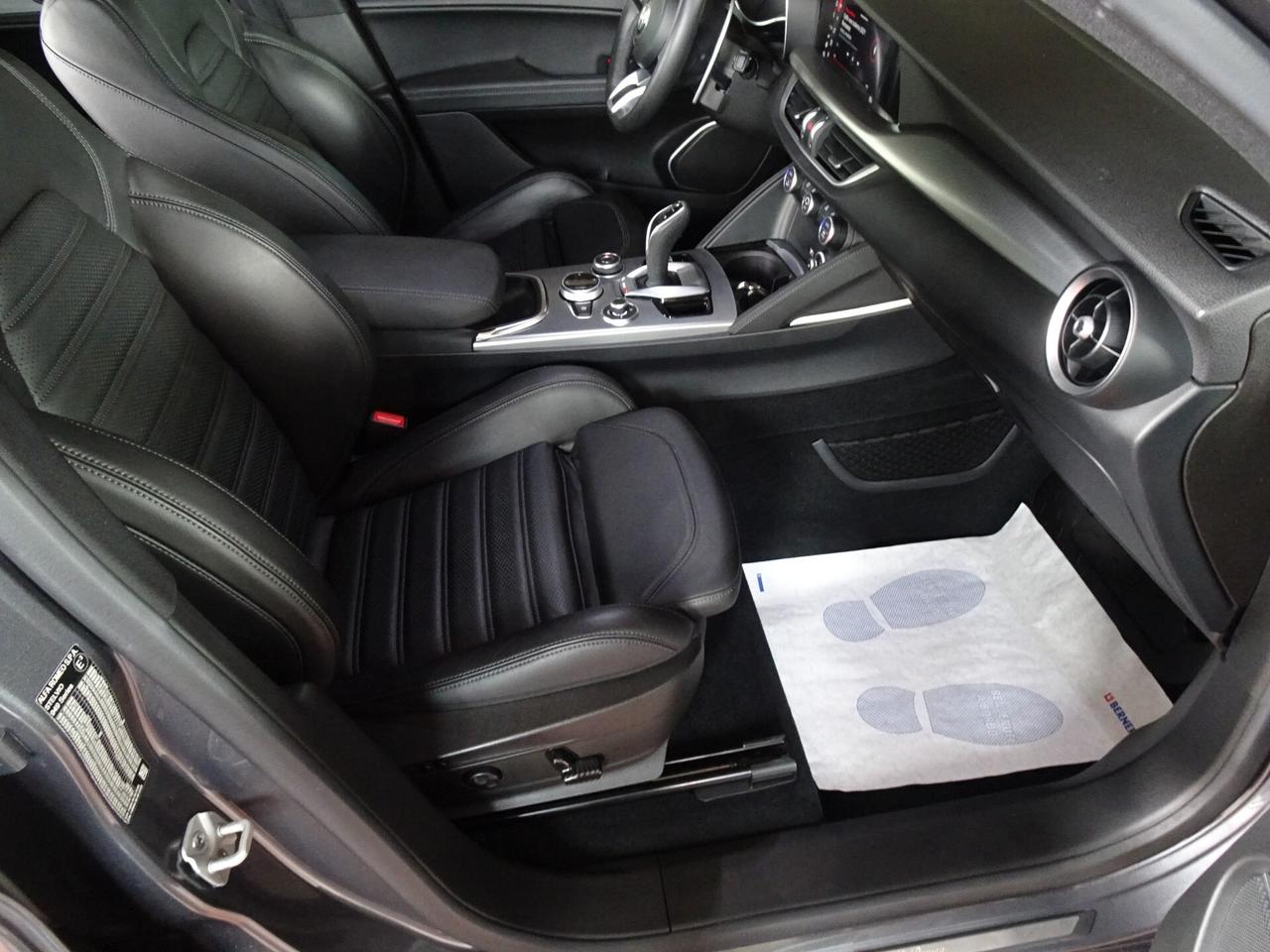 Alfa Romeo Stelvio 2.2 Turbodiesel 210 CV AT8 Q4 Veloce