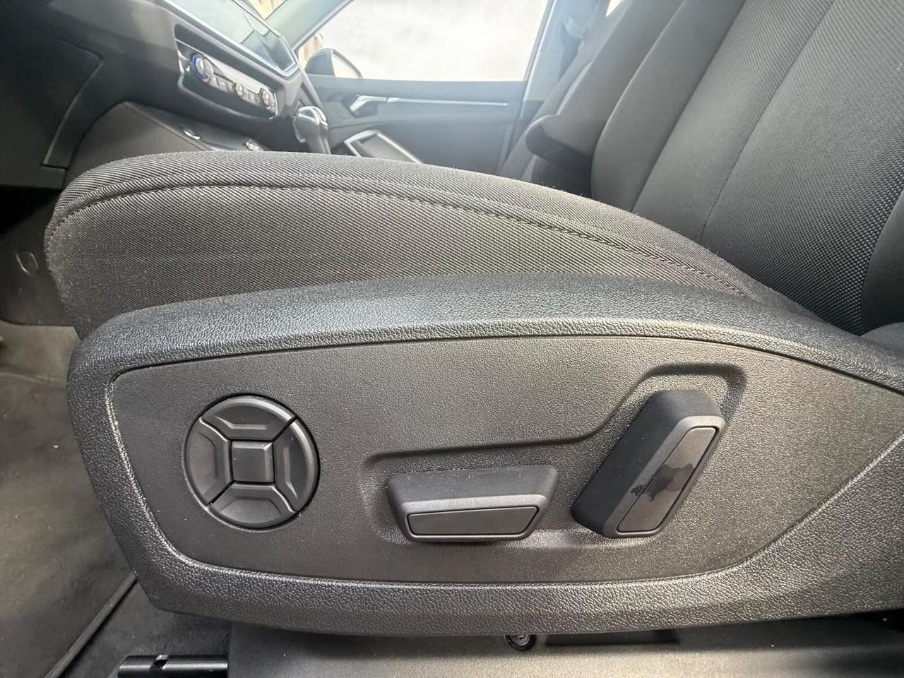 Audi Q3 Sportback 35 2.0 tdi S line edition s-tronic